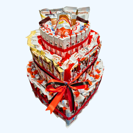 עוגת קינדרים ענקית 3 קומות בצורת לב | בלוניטי